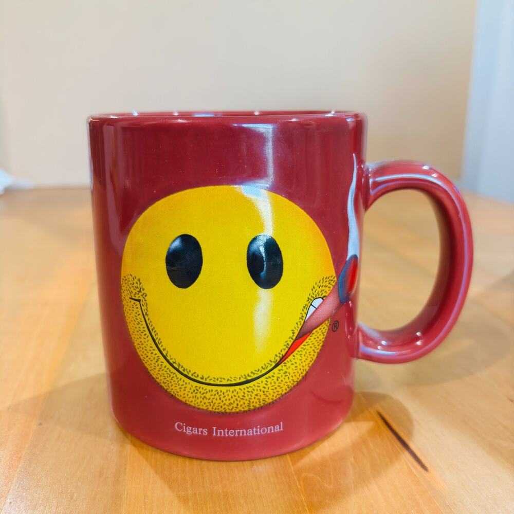 Cigars International Smiley Face Mug Cigar Advertising Coffee Cup Tobacciana Col